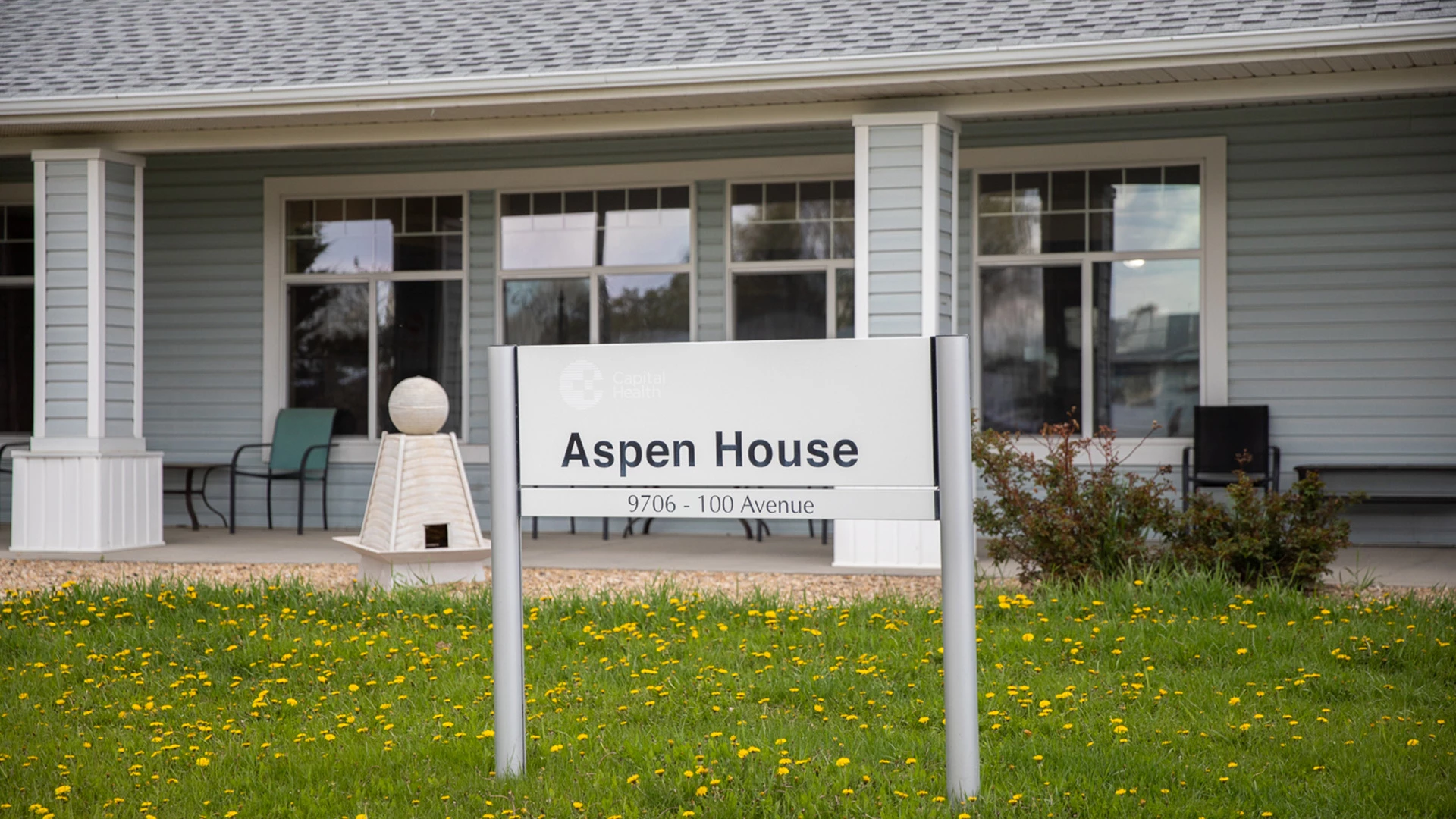 Main Entrance to Aspen House residence